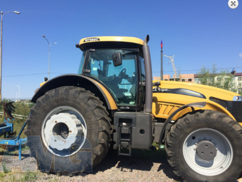 Oldtimer-Traktor tipa CHALLENGER MT685C, Neumaschine u Київ (Slika 1)