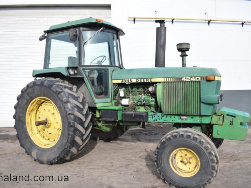 Oldtimer-Traktor tipa John Deere 4240, Neumaschine u Житомир (Slika 1)