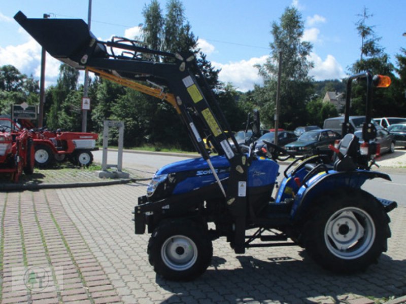 Traktor tipa Solis Kleintraktor SOLIS 26 Traktor Allrad mit Frontlader (inkl. Parallelführung), Neumaschine u Schwarzenberg (Slika 1)