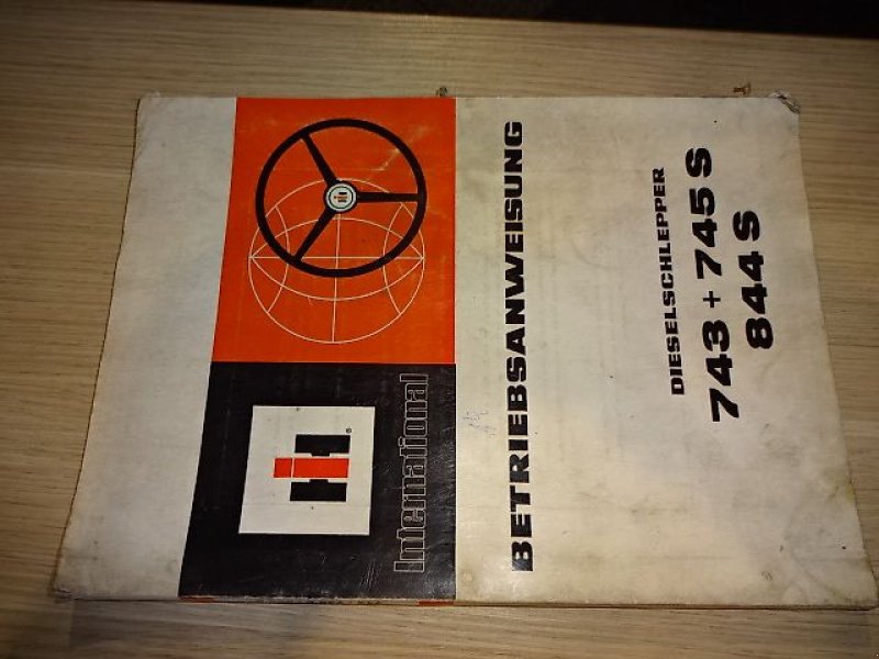 Werkstatthandbuch tipa IHC 743- 745 S- 844-S Bedienungsanleitung, Gebrauchtmaschine u Neureichenau (Slika 1)