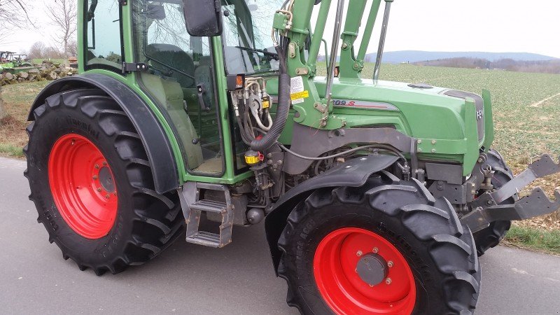 Traktor tipa Fendt Suche Fendt der Serie 200 bis 211, Gebrauchtmaschine u Reuth (Slika 11)